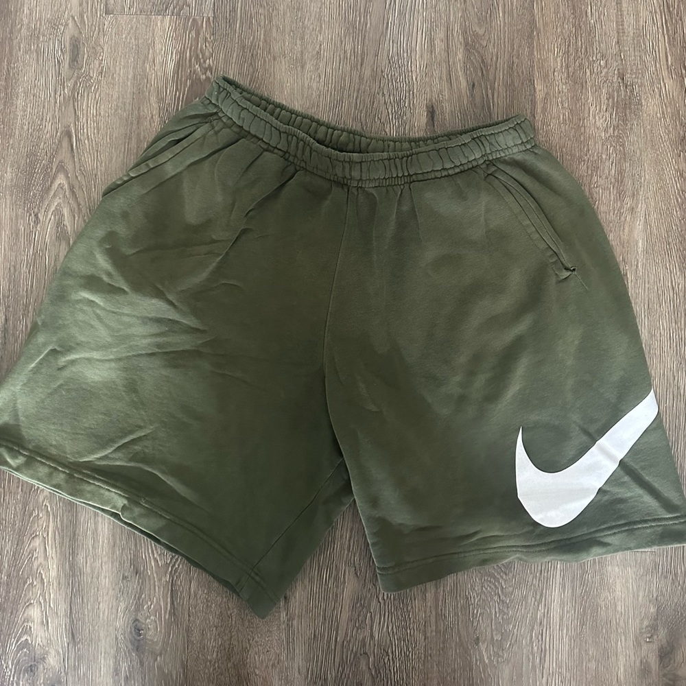 Men’s Nike shorts